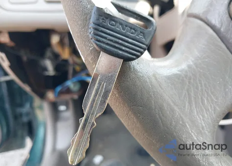 2000 Honda Civic Value Package from USA, damaged, VIN 2HGEJ6610YH558493